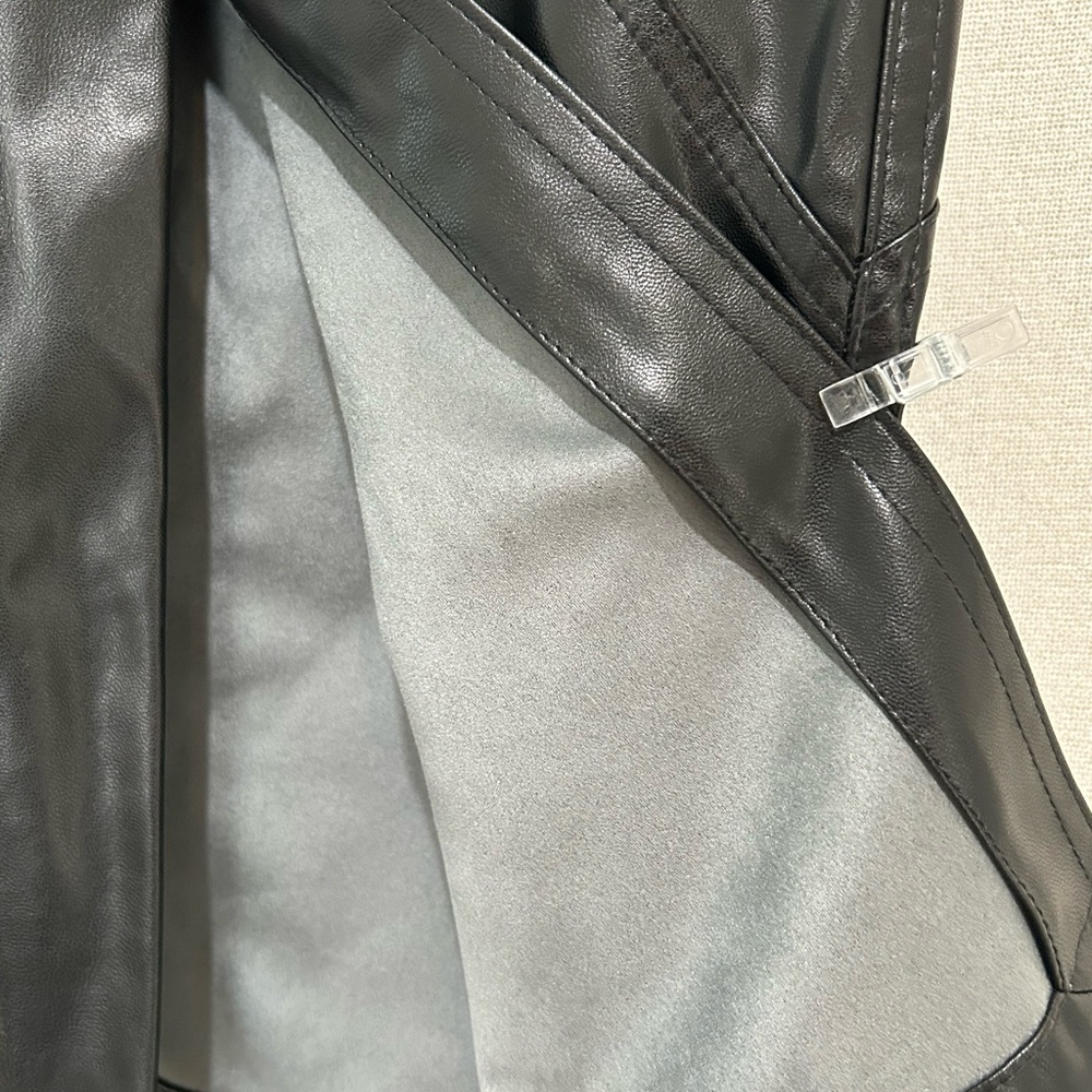 Isabel Marant Étoile Black Coated Midi Pencil Skirt | High Waist - Picture 5 of 7